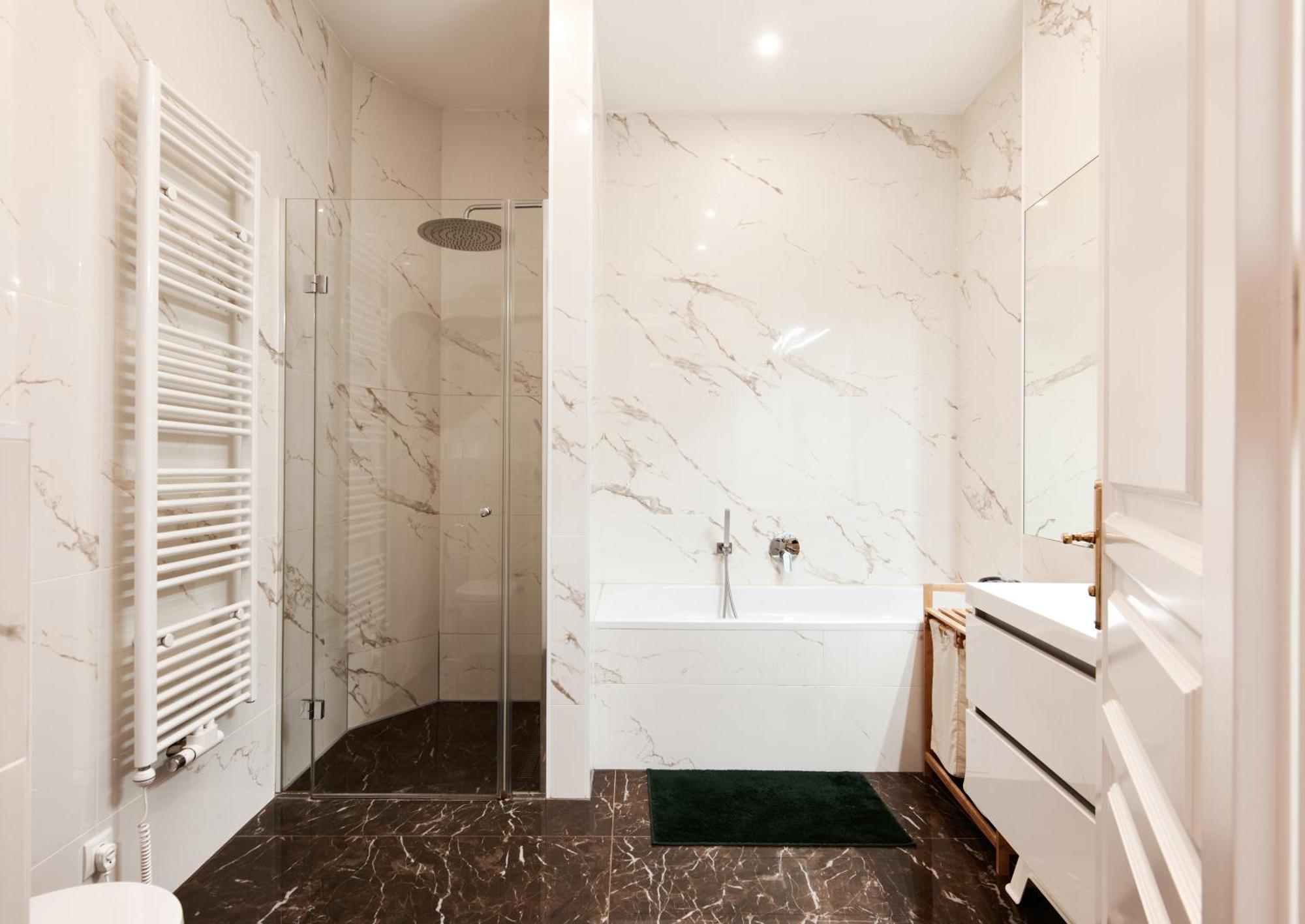 Stylish Designer Apartment At The Center Of Vienna Naschmarkt Luaran gambar